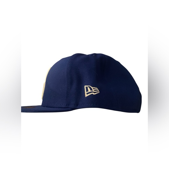 New Era Blue 76ers Snapback Hat. New with tags. One size - Picture 4 of 6